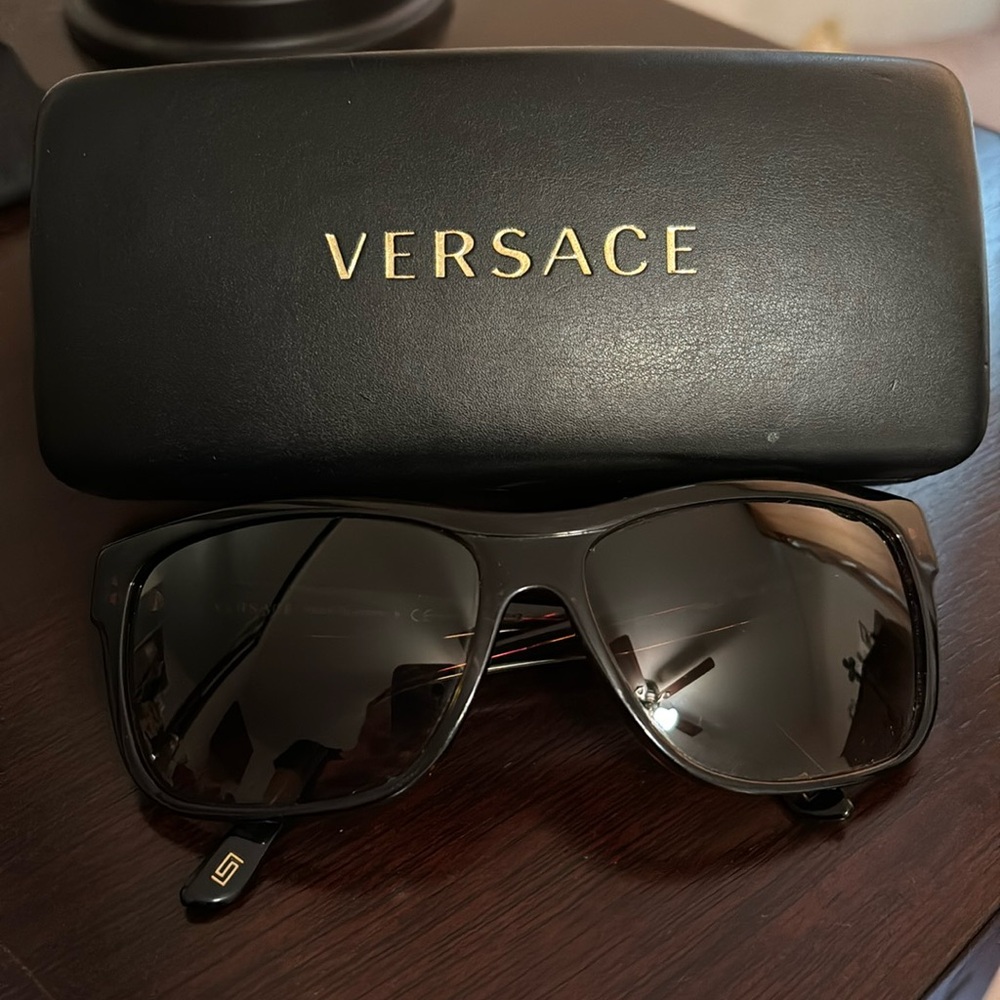 Price drop! Versace tortoise sunglasses